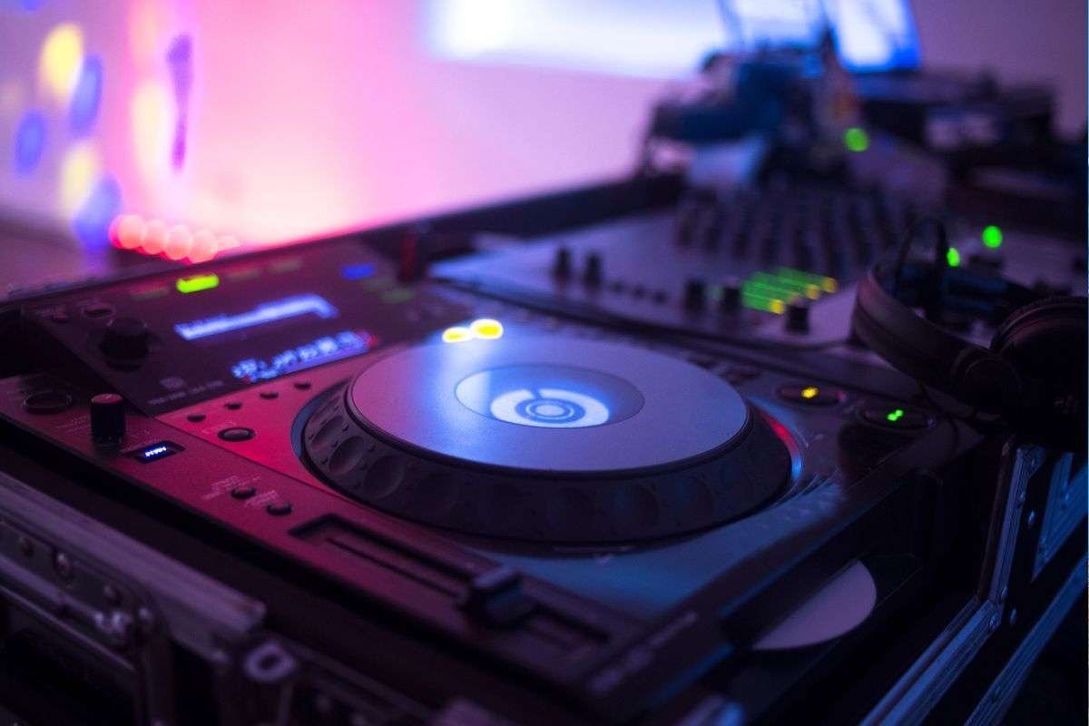 Electronic Music Wedding